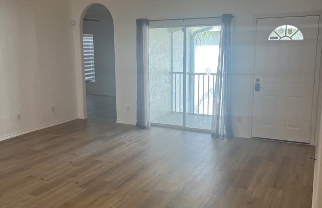 Photo of 2204 L Pavia Boulevard