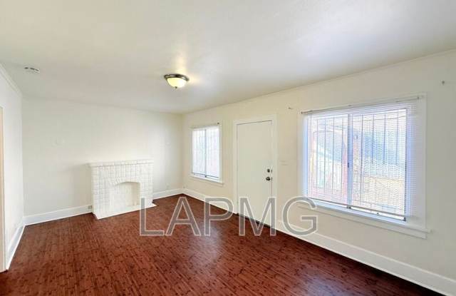 2316 1/2 E. 3rd Street