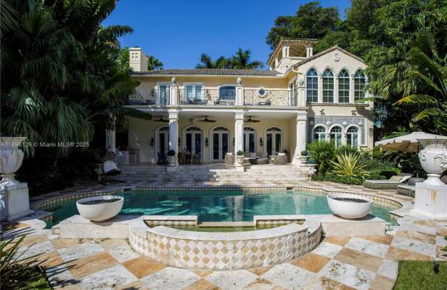 5801 Pine Tree Drive