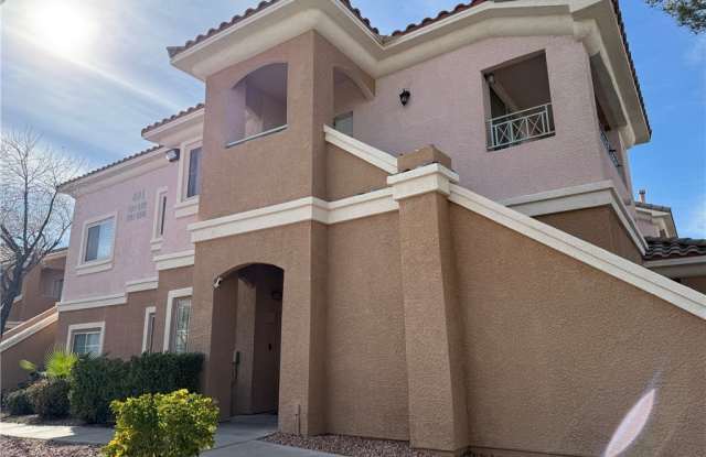 401 Amber Pine Street