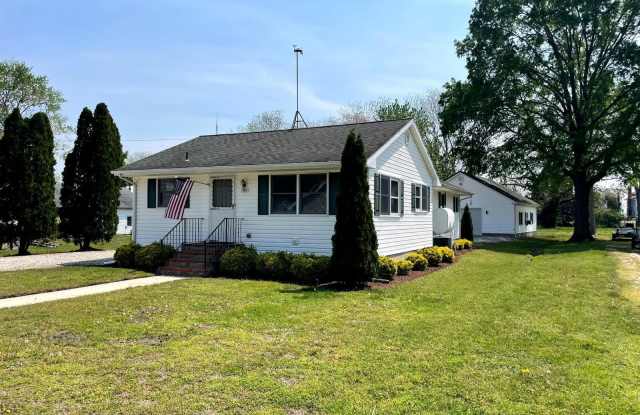 Photo of 110 MIDDLE Street