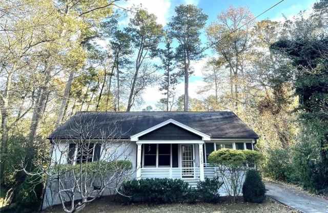 2305 Vistamont Drive