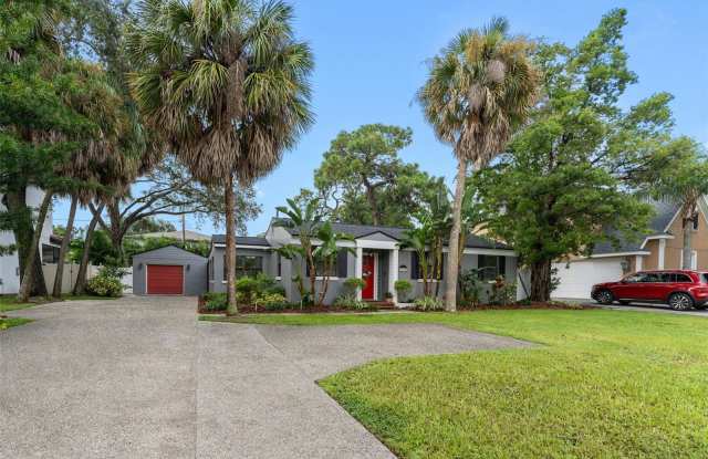 4008 West Swann Avenue