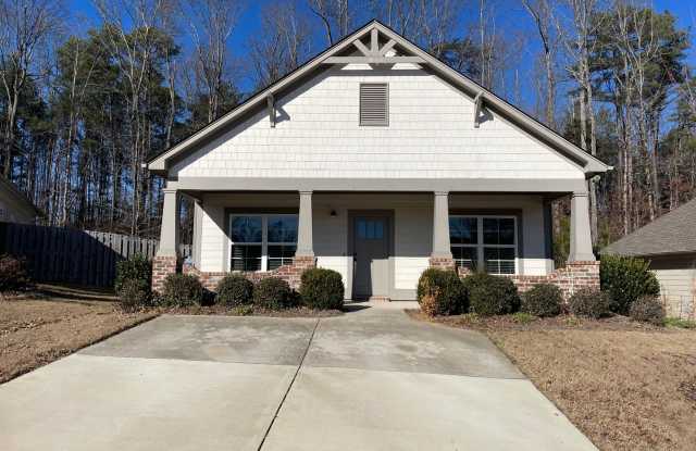 Photo of Private Fenced Backyard in Beautiful Community!
