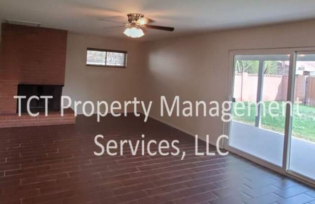 233 East Balboa Drive