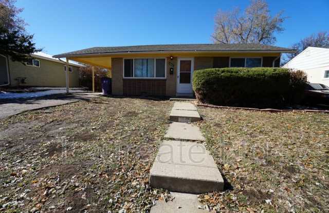 Photo of 2645 S. Newton St.