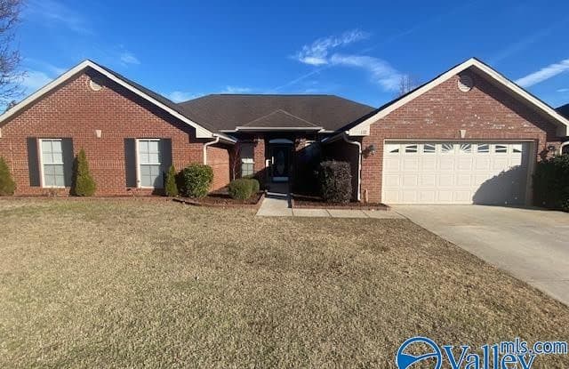 132 Virginia Fern Circle - 132 Virginia Fern Circle, Huntsville, AL 35757