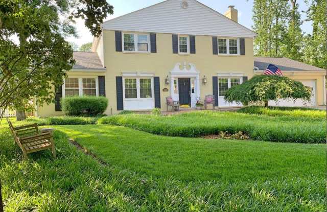 7327 YATES Court