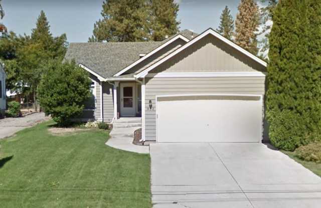 South Hill 3 Bedroom 3 Bath Tri-Level House! $2,295 / #1371