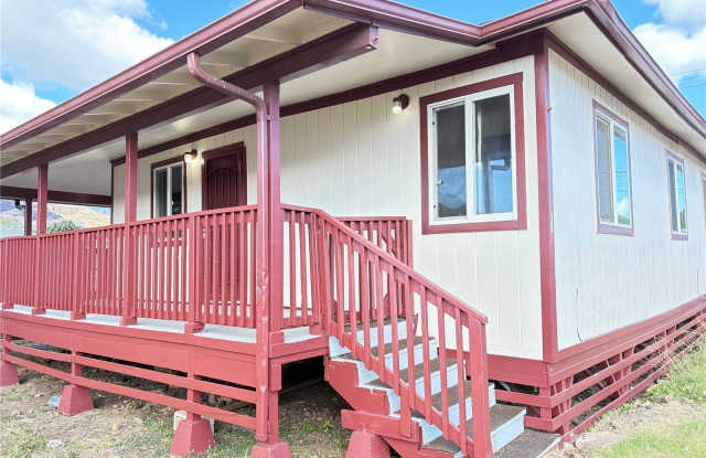 Photo of 85-342 Farrington Highway unit: B2