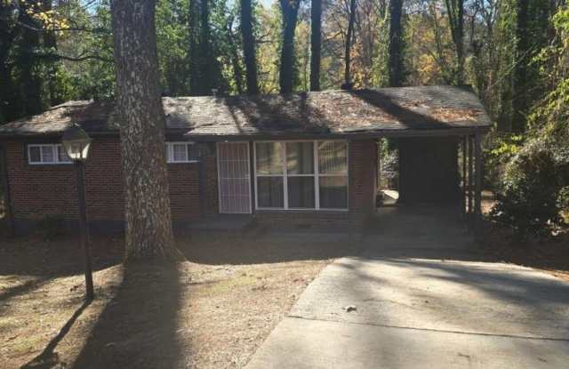 2596 Dale Creek Drive NW