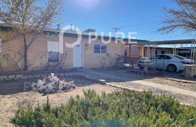 Photo of 5006 Headingly NE