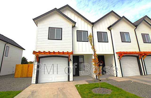 123 Trifecta Ln
