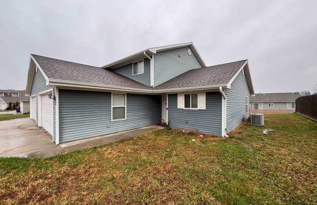 Photo of Spacious 3 Bed / 2.5 Bath Duplex – West Manhattan