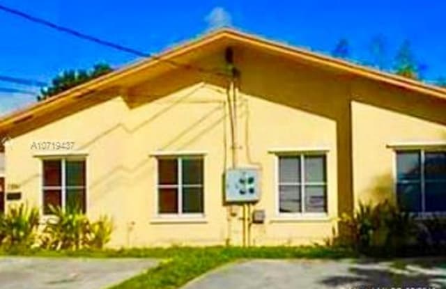 2991 SW 4th St - 2991 SW 4th St, Miami, FL 33135