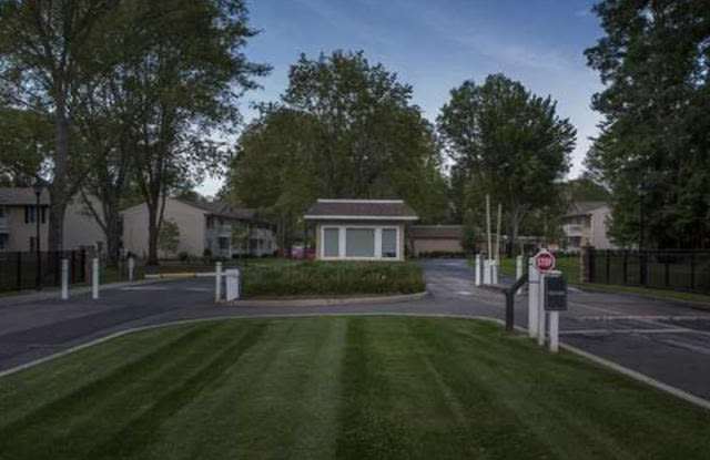 45 Country Club Dr Unit A31