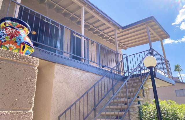 Photo of 8529 E PORTLAND Street