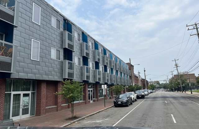 806 W Cary St