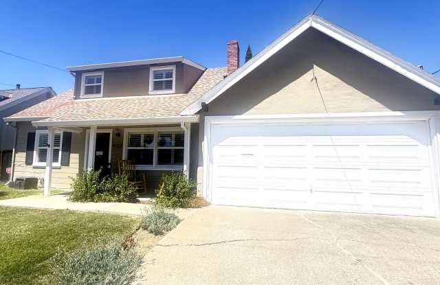 Beautiful 4/2 in Canterbury Area Concord