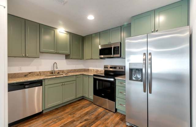 1655 South Longview RoadUnit 1