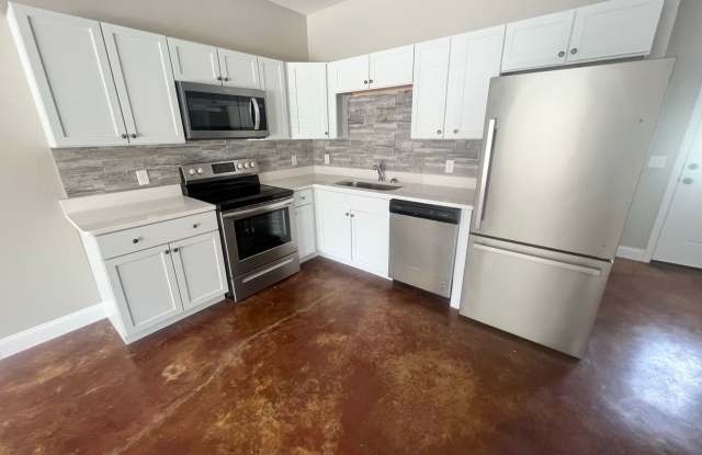 Photo of 305 Broad St.