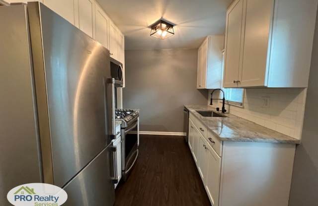 4 Bedroom House in St. Louis Park