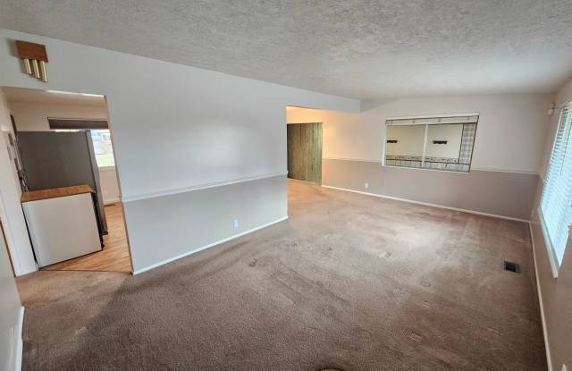 Great 3 Bd 1.5 Bath Home. One Level Living