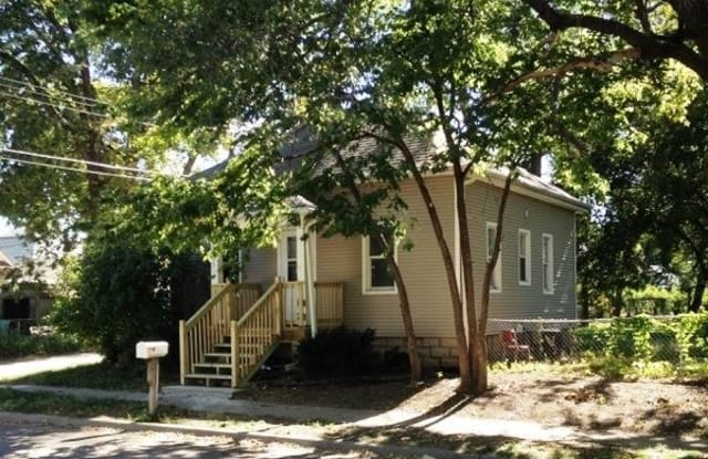 2815 Clinton - 2815 Clinton Street, Lincoln, NE 68503