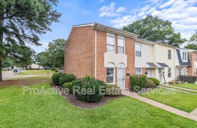 1579 Darren Circle - 1