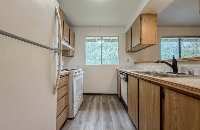 20421 28th Avenue West - B