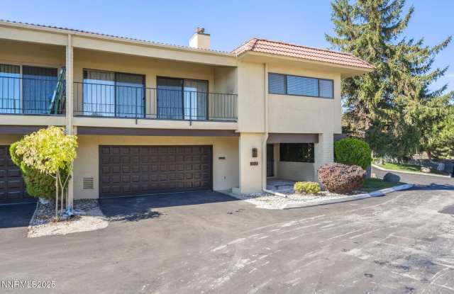 Photo of 3447 Skyline Blvd