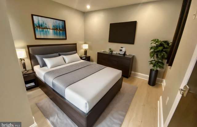 2298 CHAMPLAIN Street NW unit: A