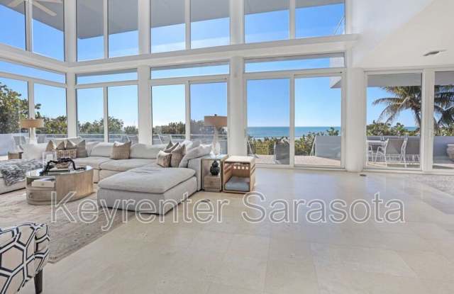 5801 Gulf of Mexico Dr
