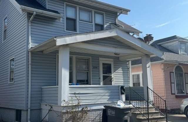 3 Bed Home - Five Points - 3704 Watson Avenue, Toledo, OH 43612