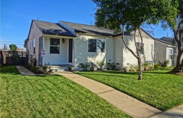 6920 Corbin Avenue - 6920 Corbin Avenue, Los Angeles, CA 91335