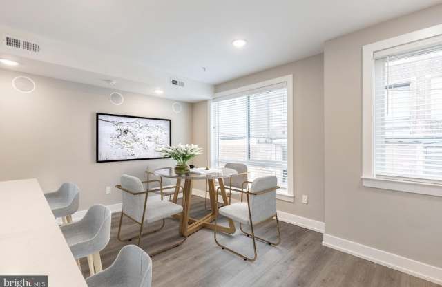 1521 N STILLMAN ST #3