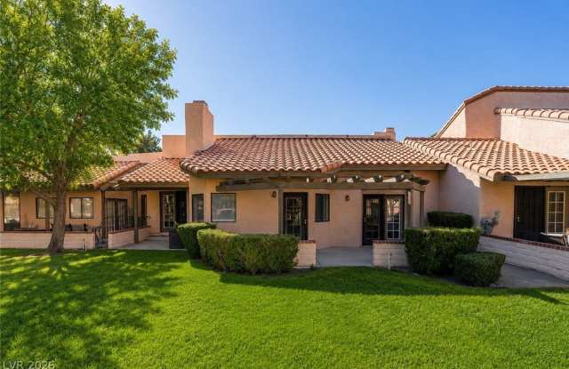 2761 Laguna Shores Lane