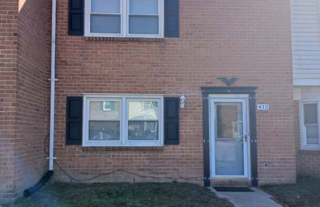412 Chinaberry Circle