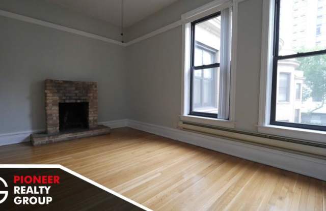 Photo of 1216 North DEARBORN