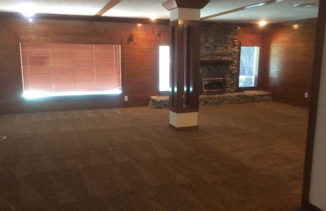 MOVE IN Special - 2 Weeks Free Rent