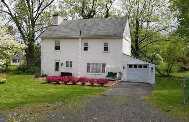 Photo of 815 CYPRESS AVE