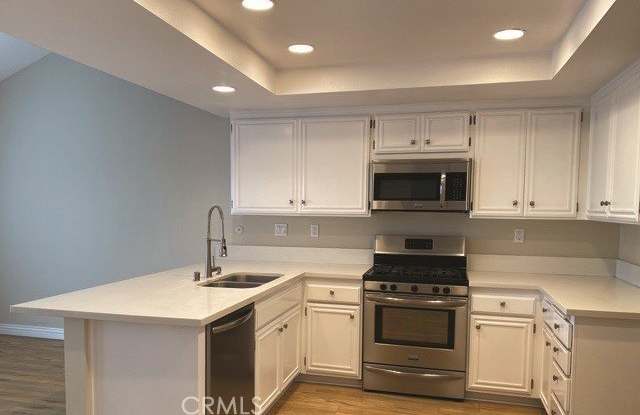 2306 Applewood Circle