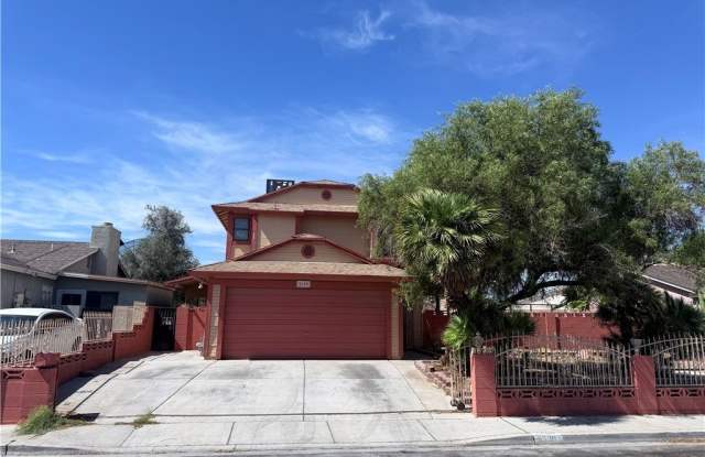 Photo of 5600 Grossmont Avenue