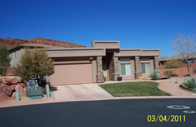 1418 W Cedar Dr - 1418 North Cedar Drive, St. George, UT 84770