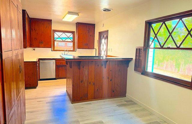 6348 North Provence Road