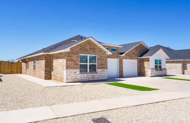 Move-In Ready June 12 | $2,399 – Near Stargate