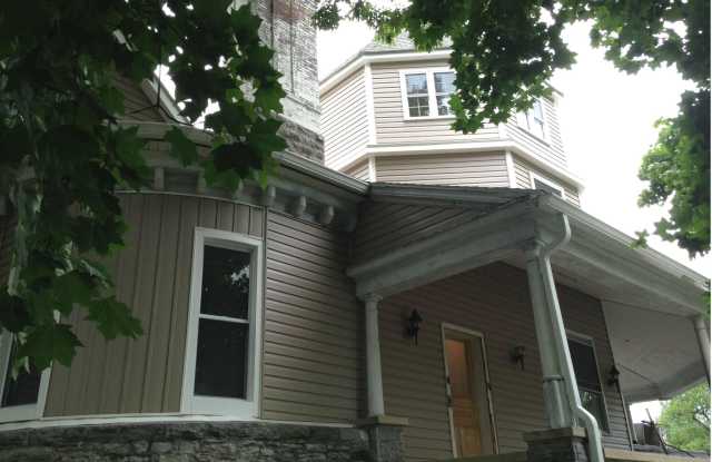 334 SUMMIT AVENUE