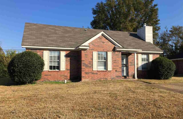 4948 E COPPER VALLEY DR E - 4948 Copper Valley Dr E, Memphis, TN 38141