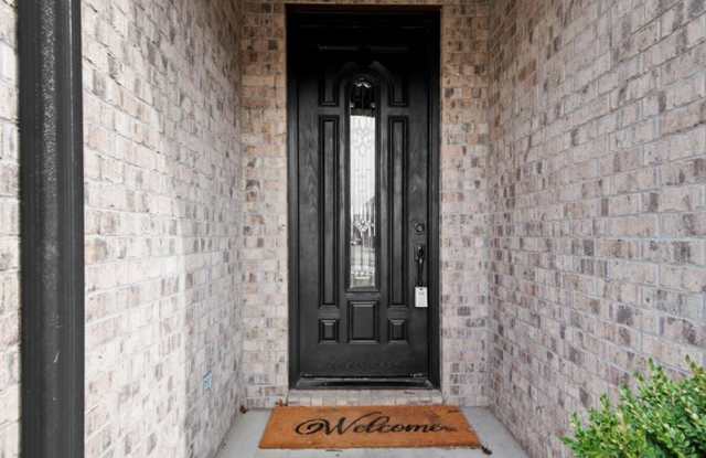 2702 Waterford Court