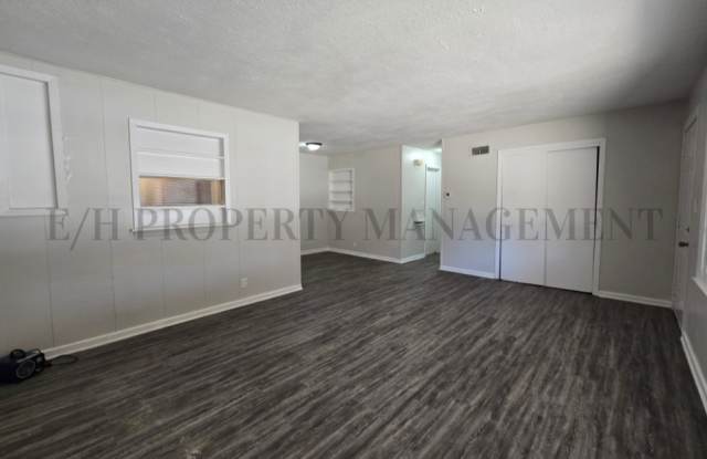 Photo of 1656 Jackson North Avenue